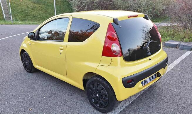 Sprzedam Pięknego Peugeota 107 benzyna 1,0 Klima.