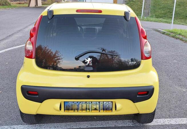 Sprzedam Pięknego Peugeota 107 benzyna 1,0 Klima.