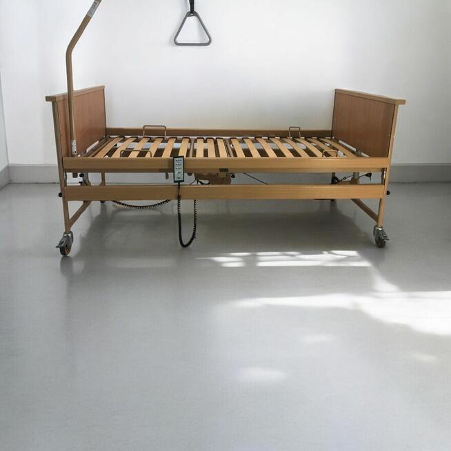 Łóżka rehabilitacyjne, koncentratory tlenu-wynajem-PUŁAWY