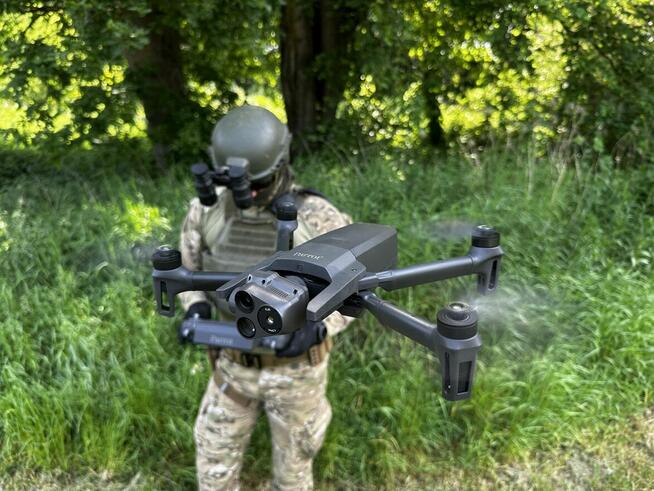 Parrot ANAFI USA GOV Dron z termowizją i dalmierzem 6 bateri