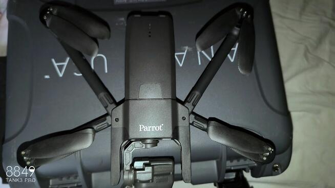 Parrot ANAFI USA GOV Dron z termowizją i dalmierzem 6 bateri
