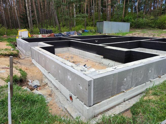 sprzedam działkę budowlaną z lasem