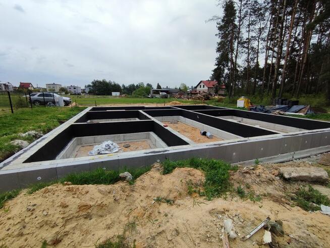 sprzedam działkę budowlaną z lasem