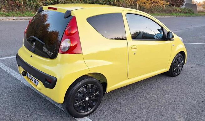 Sprzedam Pięknego Peugeota 107 benzyna 1,0 Klima.