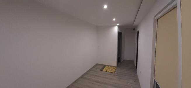 Domek mobilny na kołach z WC