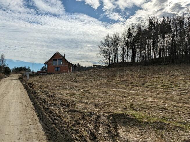 Okmiany - malownicza działka budowlana na wzniesienu