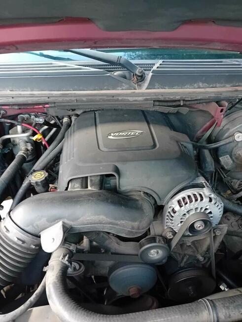 Cadilac Escalade ESV 4 x 4 Sprzedam