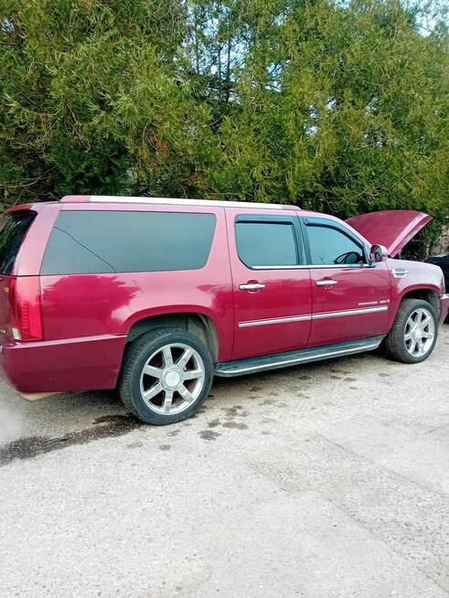Cadilac Escalade ESV 4 x 4 Sprzedam