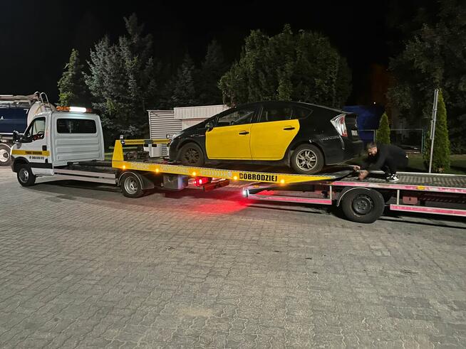 Pomoc drogowa Laweta Olsztyn, platforma 24h