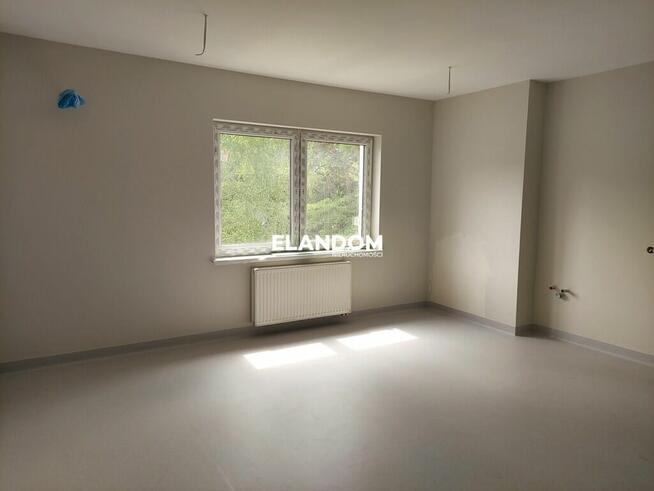 Parter, w centrum Józefowa, parking, us. medyczne