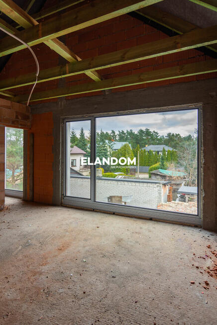 Nowy, nowoczesny dom - Józefów