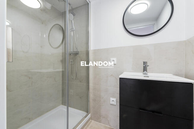 Kawalerka po remoncie na Saskiej Kępie