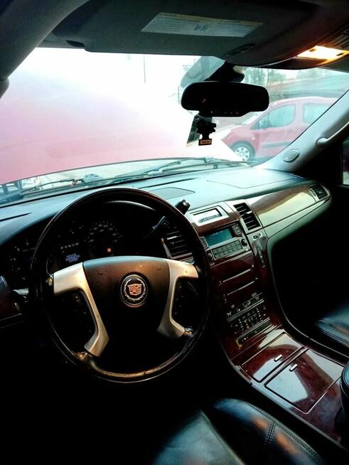 Cadilac Escalade ESV 4 x 4 Sprzedam