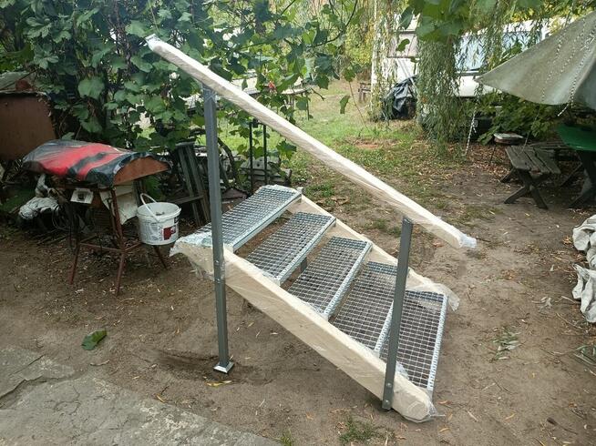 schodki zewnętrzne do: domki Kanadyjskie, tarasy itp.