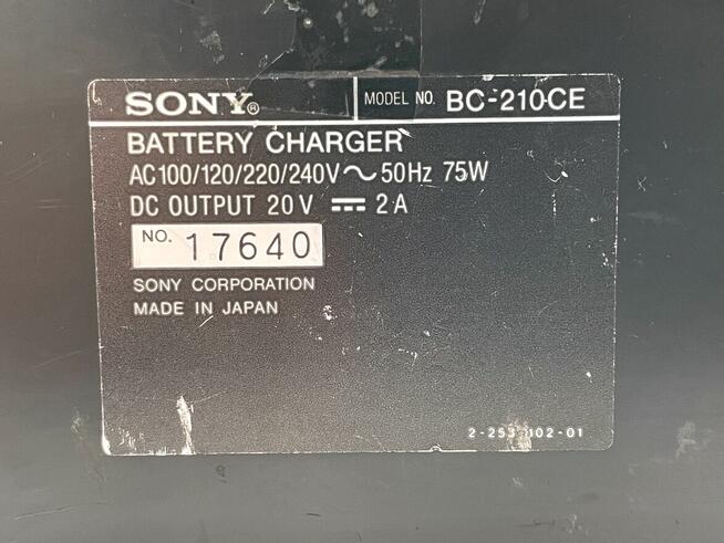 Sony ładowarka baterii BC-210CE