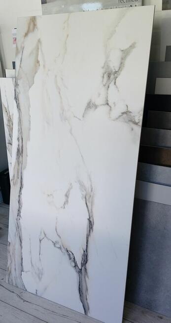 Płyty ścienne salonowe, łazienkowe 160x80 Calacatta gold g.1