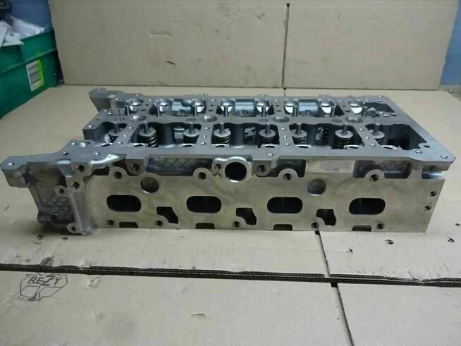 Mercedes-Benz Głowica silnika OM654 z zaworami R654016