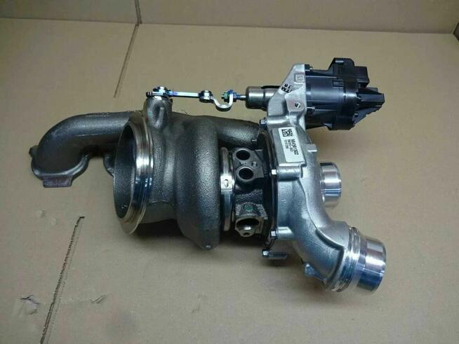 BMW Turbosprężarka do silnika B48 B46D B48D, 8631904 NOWE