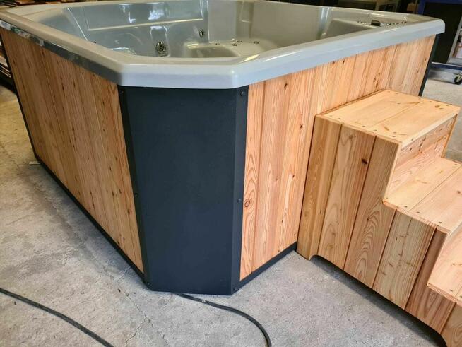 JACUZZI, Wanna SPA, Balia ogrodowa - Modern Houses