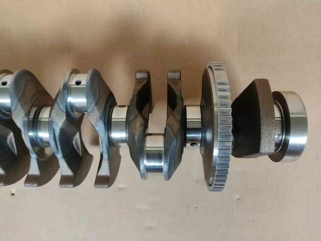 BMW Wał korbowy N52-N53 - 7 553 279, E60 E81 E87 E90, NOWY