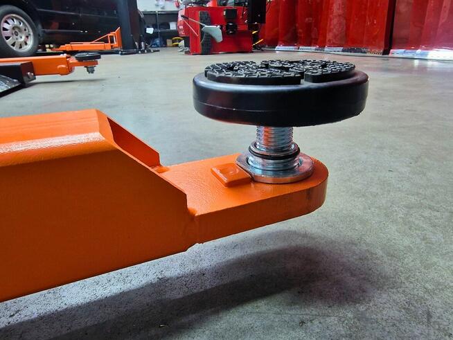 Podnośnik jednokolumnowy 2,8T automat mobilny samochodowy