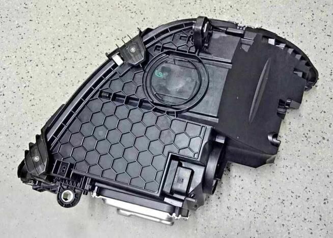 Mercedes Reflektory LED Performence A2069068204 A2069068104