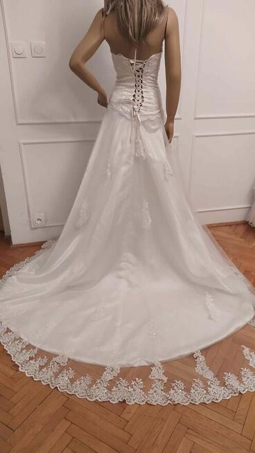 Sprzedam Tanio sukienkę ślubną