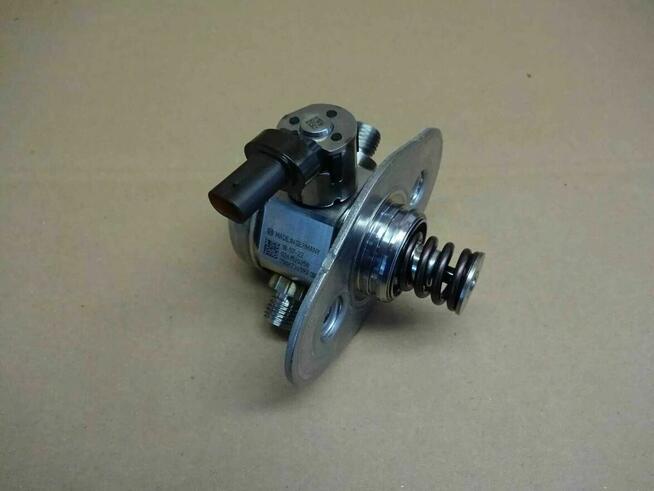 BMW Pompa wysokiego ciśnienia B58 7 642 466 G20 F30N NOWA