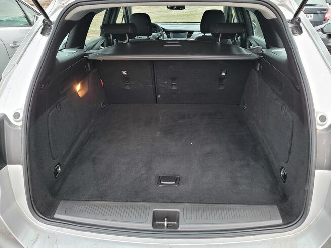 Wypożyczalnia samochodów wynajem aut Łódź Pabianice Rzgów Tu