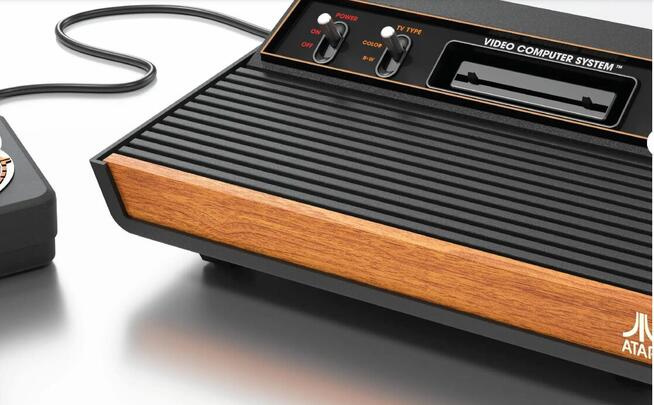 Konsola Atari 2600+