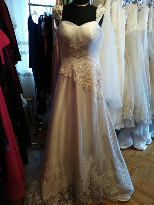 Sprzedam Tanio suknie ślubną rozmiar 36-40