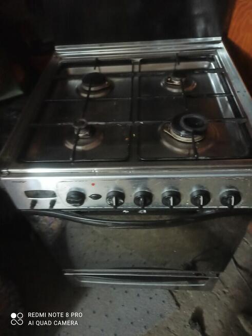 Sprzedam sprawną kuchnię INDesit