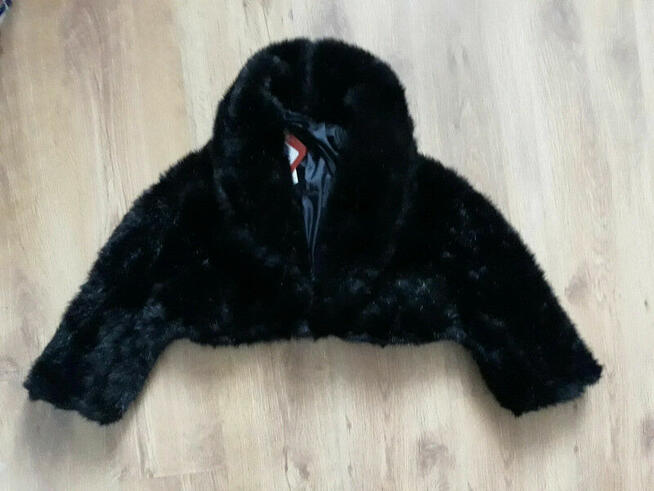 futerka białe, kolor, róż, beż, czerń