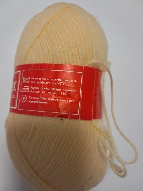 Włóczka do robót ręcznych, jasnokremowa i kremowa (5 motków)