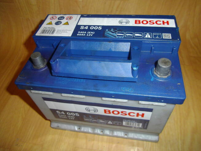 Akumulatory sprawne techn. jak nowe za 250 zł.