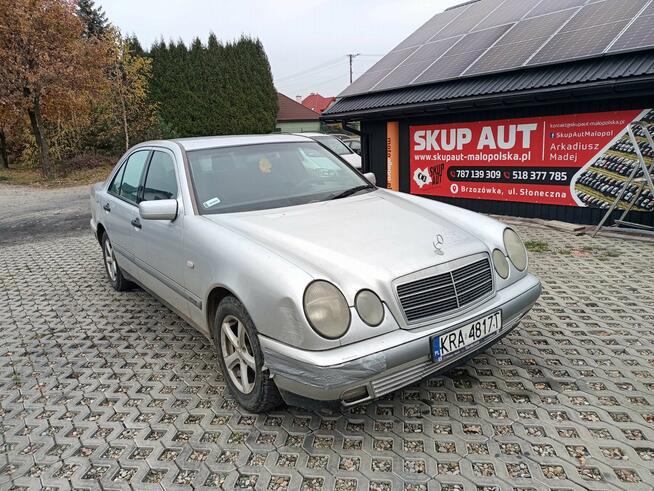 Mercedes E klasa 2.2 CDI 125km 99r