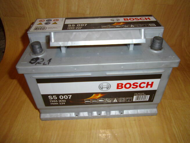 Akumulatory sprawne techn. jak nowe za 250 zł.