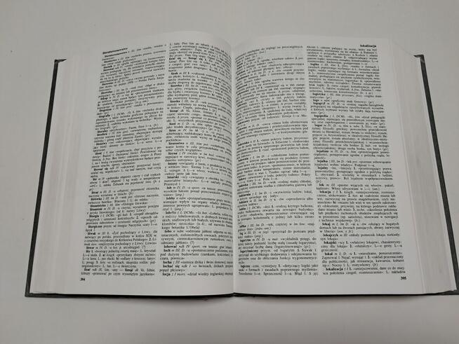 Książka – „Mały słownik języka polskiego” (1997 r.)