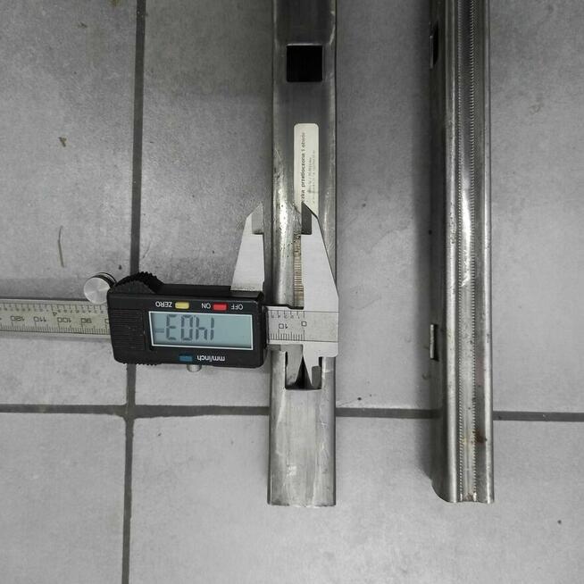 Poręcz profil perforowany poprzeczka przetłoczona