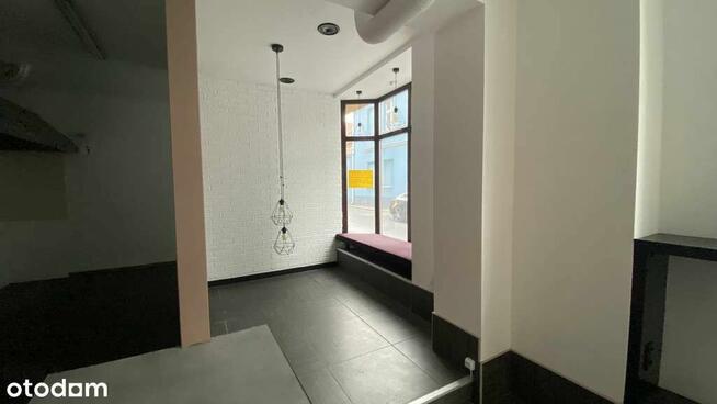 Centrum, Rynek Oleśnica, lokal, witryna