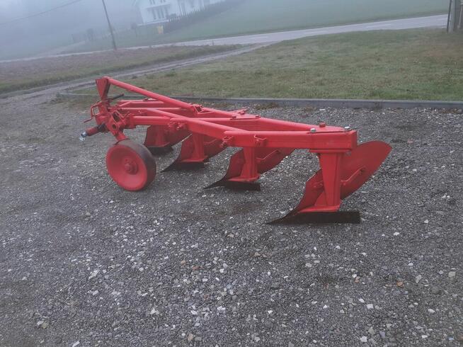 pług 4 skibowy zagonowy Unia Grudziądz