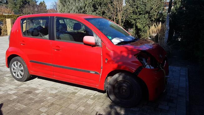 Daihatsu Sirion 1.3 benzyna, 5 drzwiowy