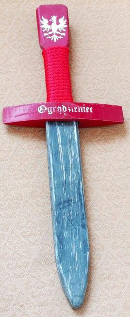 WYPRZEDAŻ LALEK I innych zabawek różnych edukacyjnych