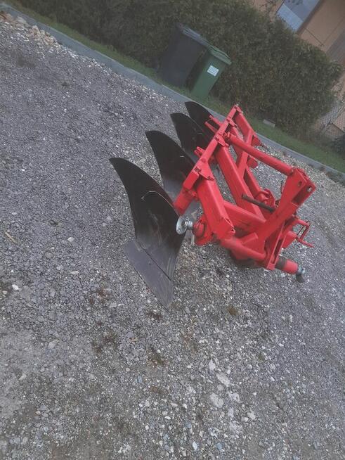 pług 4 skibowy zagonowy Unia Grudziądz