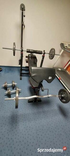 Ławka pod sztangę z wyciągiem i modlitewnikiem