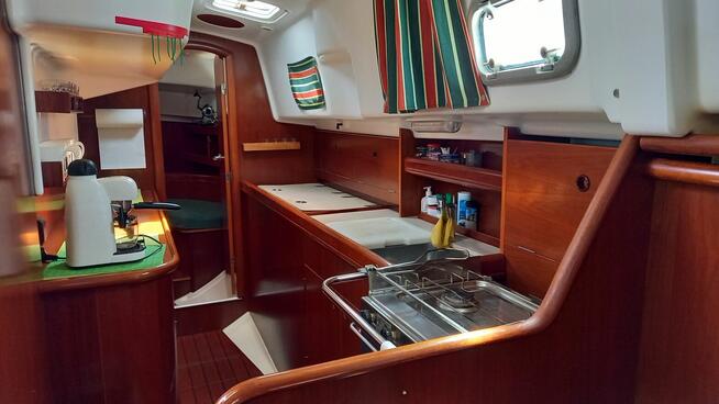 jacht żaglowy BENETAU Oceanis 36CC