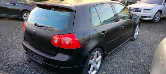 Golf V. GTI 200 koni