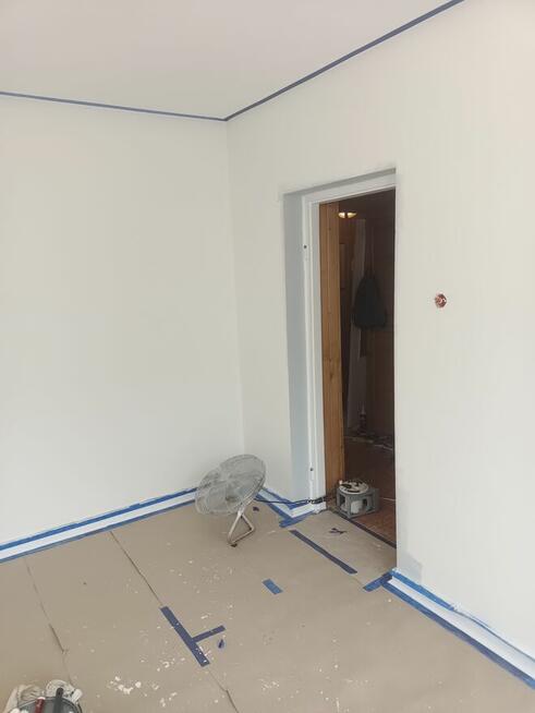 Gładzie polimerowe zacierane na mokro i inne