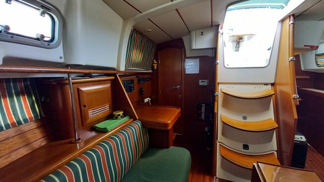 jacht żaglowy BENETAU Oceanis 36CC