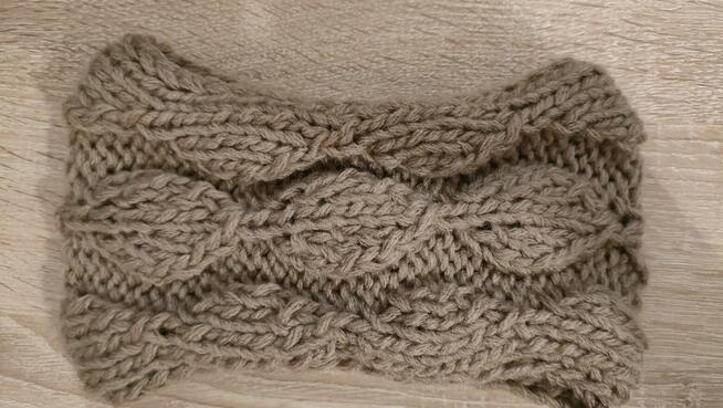 Opaska uniwersalna ręcznie robiona